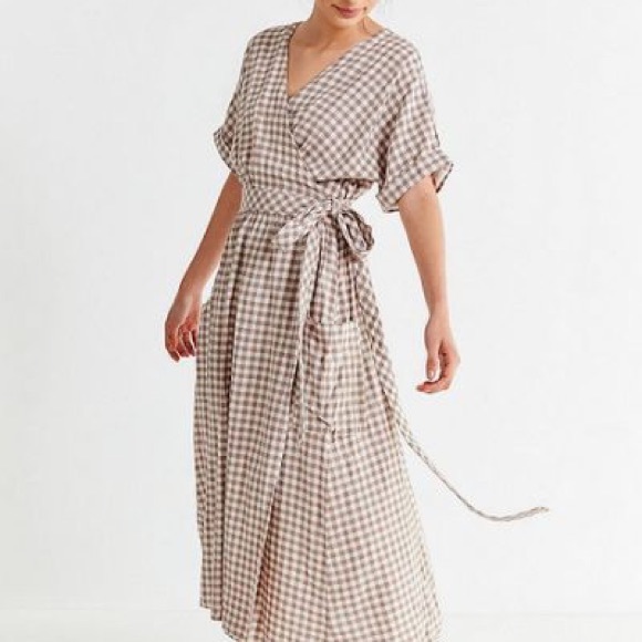 Urban Outfitters Dresses & Skirts - Urban outfitters gingham dress Urban Outfitters Dresses & Skirts - Urban outfitters gingham dress